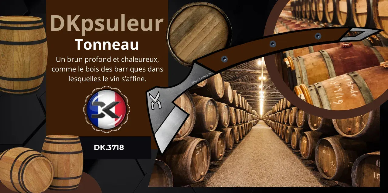 DKpsuleur Tonneau DK.3718
Un brun profond et chaleureux, comme le bois des barriques dans lesquelles le vin s’affine.